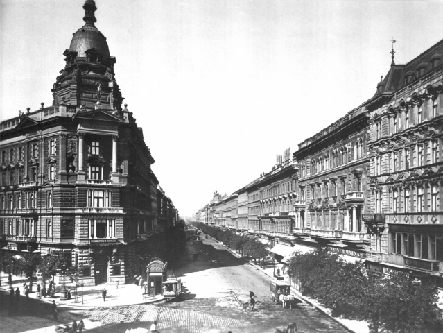 fotó: http://hu.wikipedia.org/wiki/Andr%C3%A1ssy_%C3%BAt