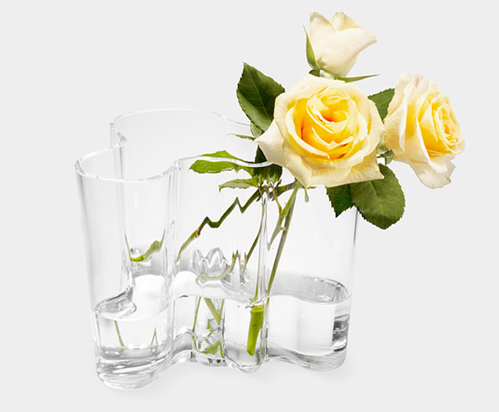 ClearAaltoVase03