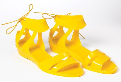 fotó: http://www.chloe.com chloe-jelly-sandal