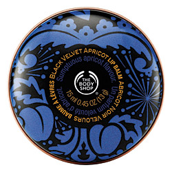 fotó: http://www.thebodyshop.com pd-Black-Velvet-Apricot-Lip-Balm