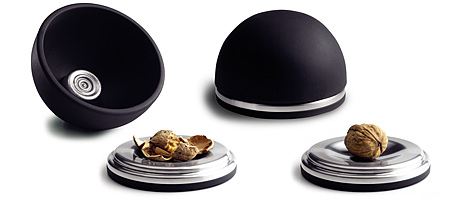 fotó: http://www.scandinaviandesigncenter.com rubberdomnutcracker