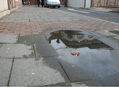 fotó: http://www.slinkachu.com/ slinkachu04