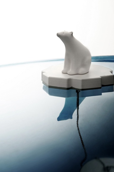 fotó: http://www.propagandaonline.com bathplugs03