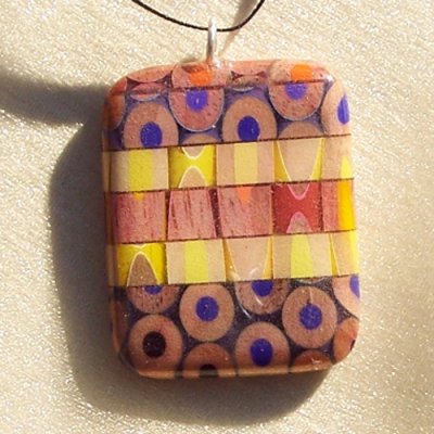 http://www.etsy.com/shop/jenmaestre?order=§ion_id=&page=1 cerkamedal02
