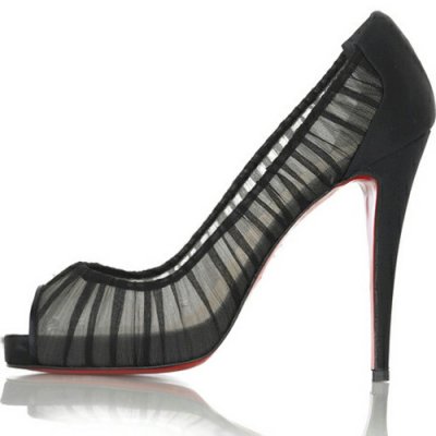 fotó: http://www.net-a-porter.com louboutin09