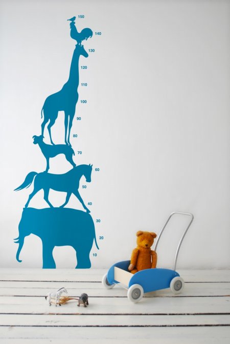 animal-tower-blue