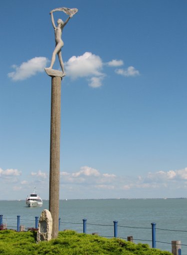 Balatoni szél, Balatonfüred (Fotó: Myreille)