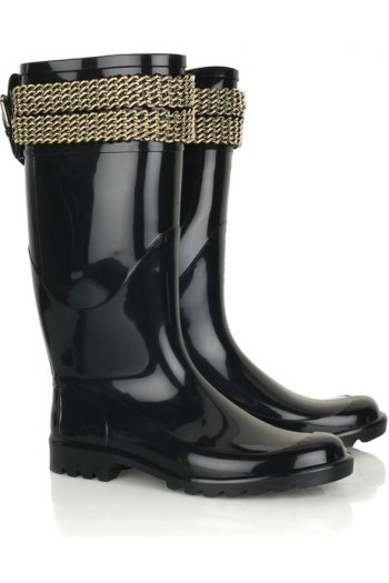 burberry-chain-embellished-wellington-boots
