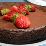 Édes május: Csokoládés cheesecake eperrel