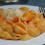 Conchiglie rigate all'arrabbiata