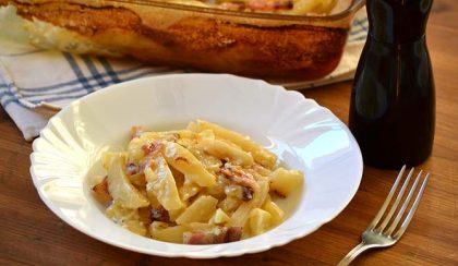 Télen-nyáron: carbonara krumpli a sűtőből