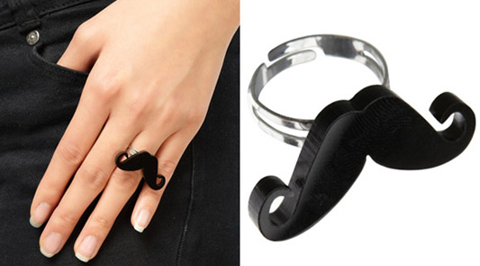 Mustache-Ring
