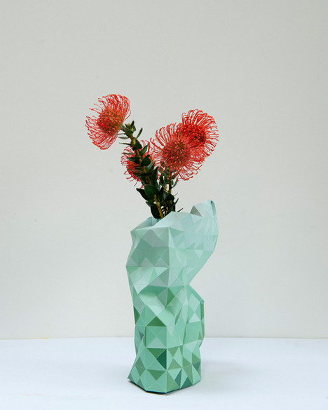 pepeheykoop_paper_vase01