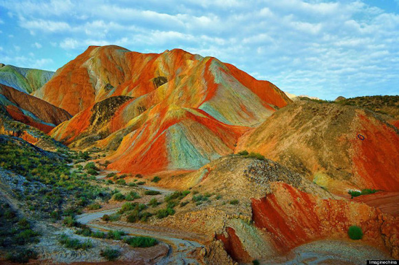 RAINBOW-MOUNTAINS06
