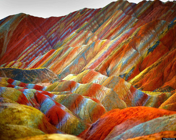 RAINBOW-MOUNTAINS07