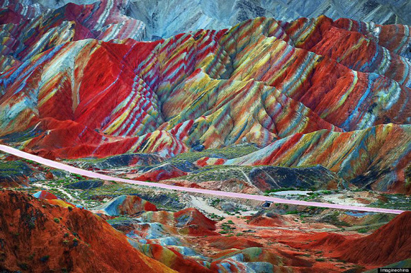 RAINBOW-MOUNTAINS08