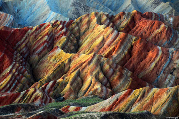 RAINBOW-MOUNTAINS13