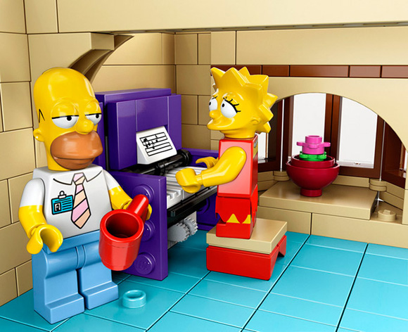 The-Simpsons-LEGO-Set-Is-Official-1