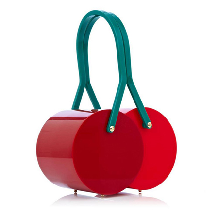 Cseresznye táska/Design: Charlotte Olympia
