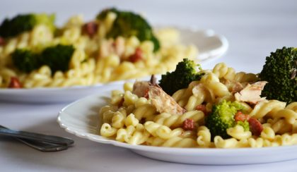 Carbonara másként: makrélás-brokkolis tészta