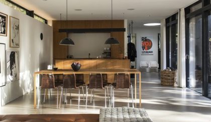 Design és természet egy élhető dán házban