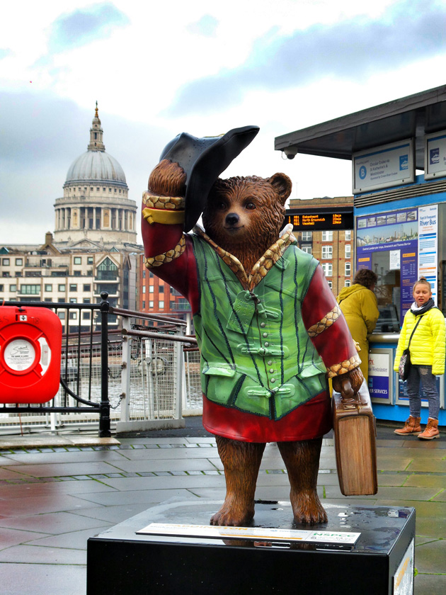 Shakesbear no37/ Bankside Pier (Michael Sheen)