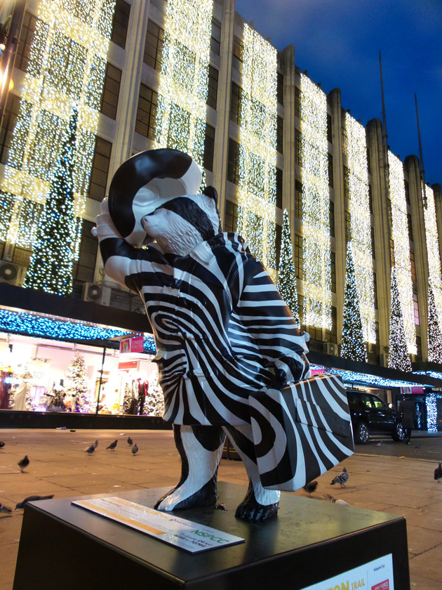 Bear Hamburg no16 / Outside John Lewis, Oxford Street (Ant & Dec)