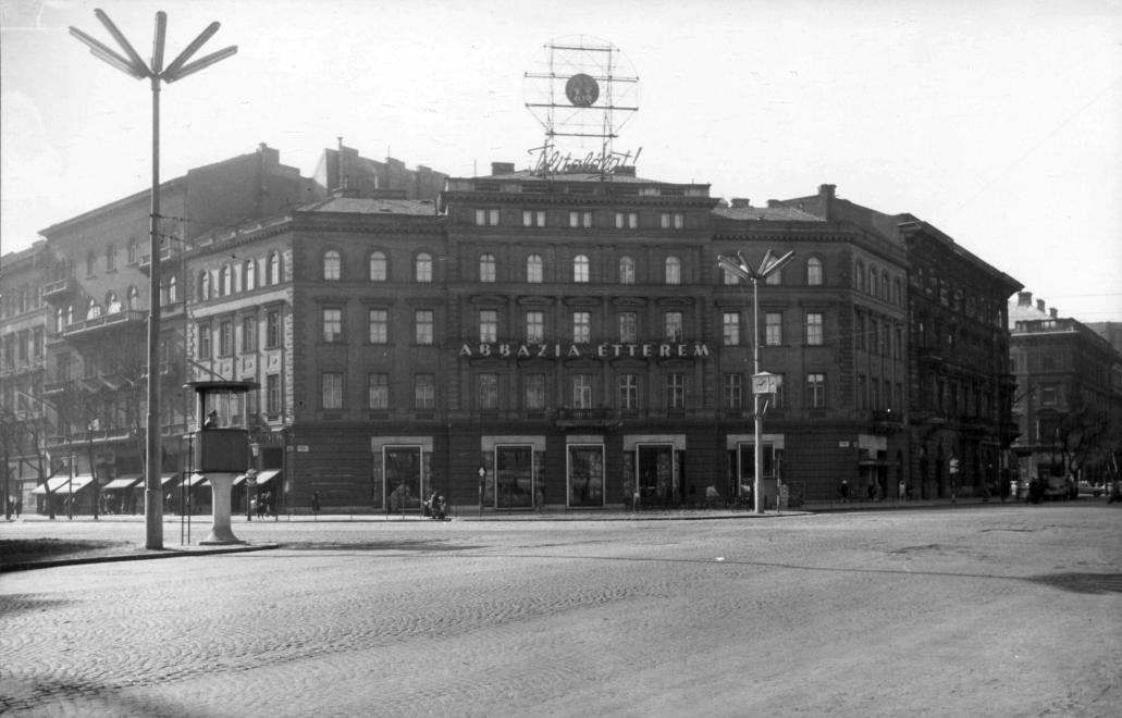 A híres Abbázia étterem 1960-ban az Oktogonon (Fotó: Fortepan, Budapest Főváros Levéltára)