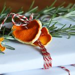 Recycling: Újrahasznosított narancshéjból lebomló karácsonyi dísz