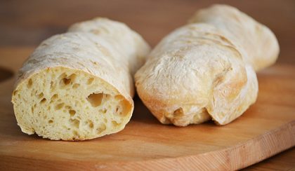 Dagasztás nélküli kenyér – Egy recept két kenyér