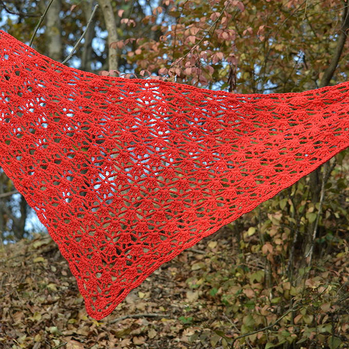 red rochet triangle scarf,