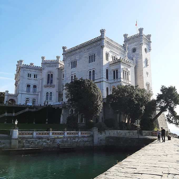 Miramare-kastély - Castello di Miramare/Fotó: Myreille, 2019