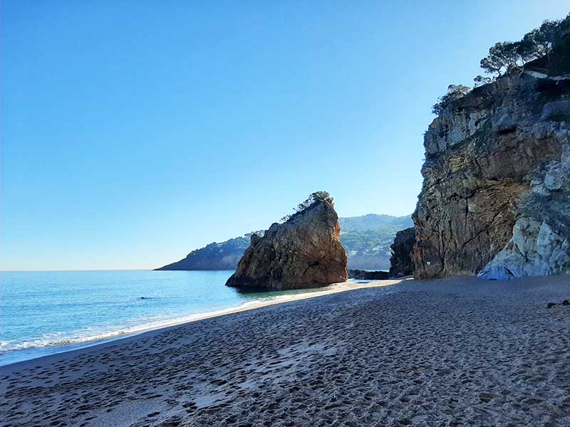 Cala de l'Illa Roja